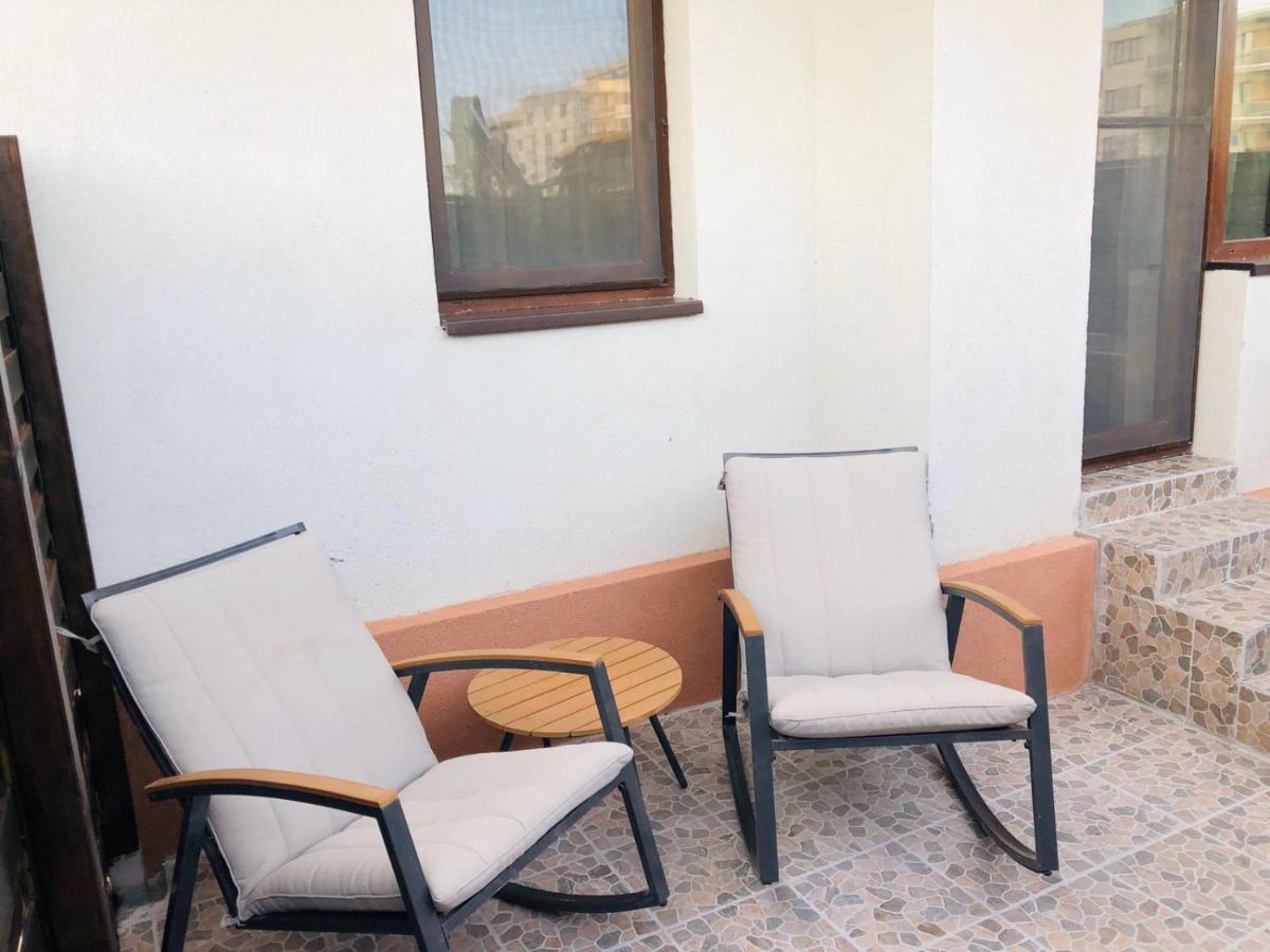 Beachside Studio Mamaia Nord Leilighet Năvodari Eksteriør bilde